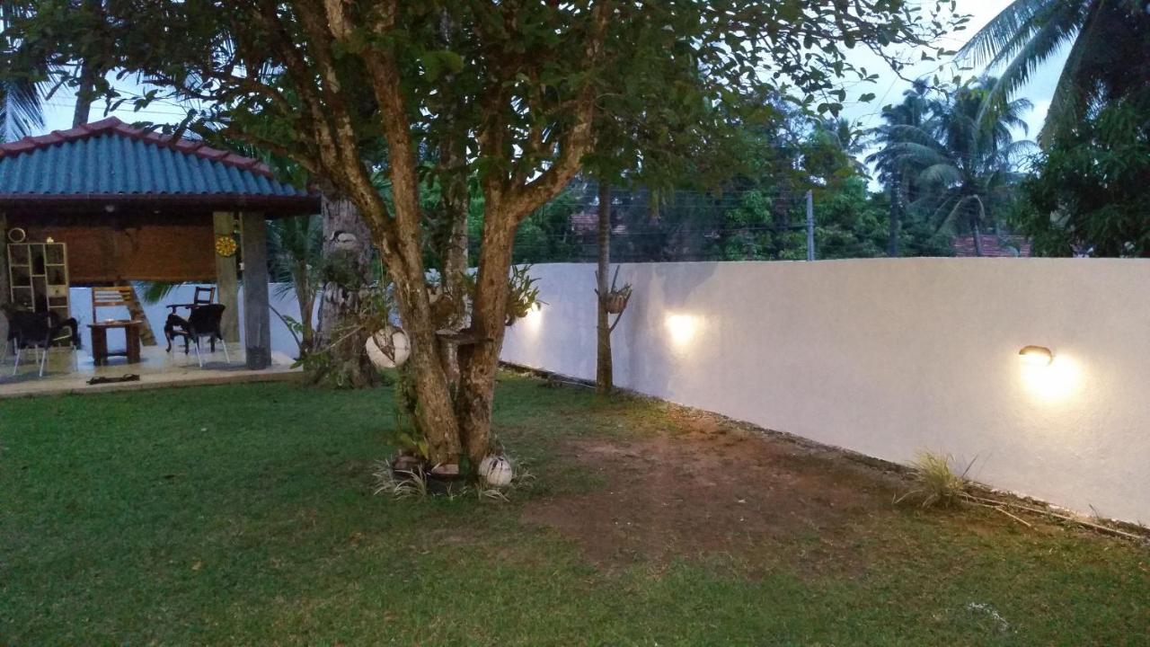 Ahangama Eco Villa Exteriör bild
